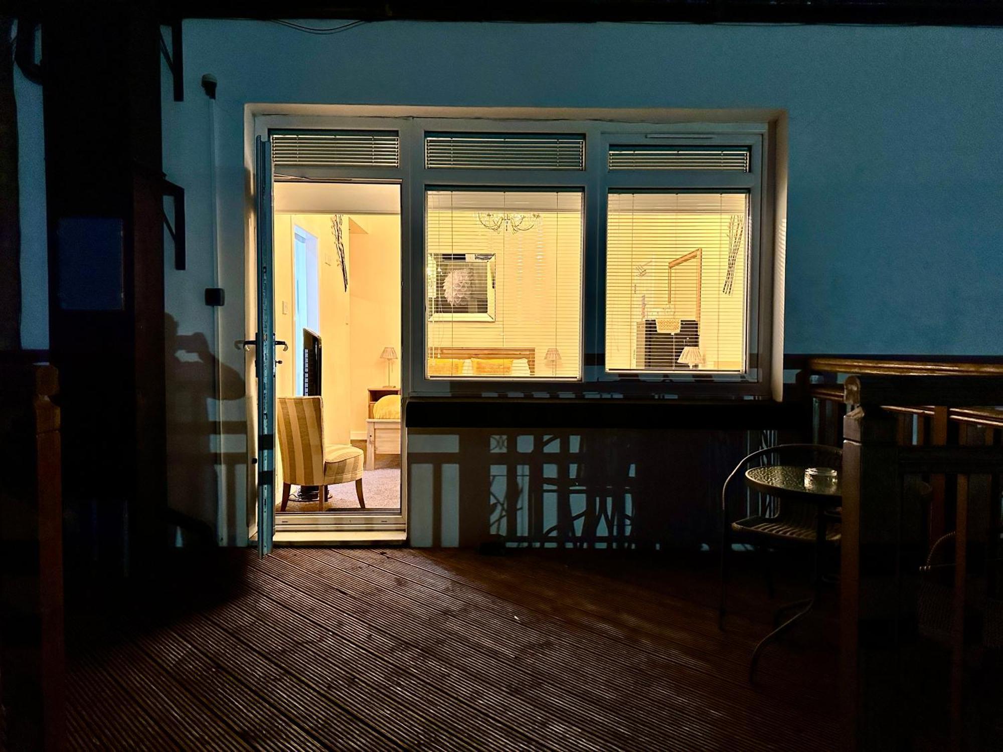 The Elbow Room Kirkcaldy Exteriör bild