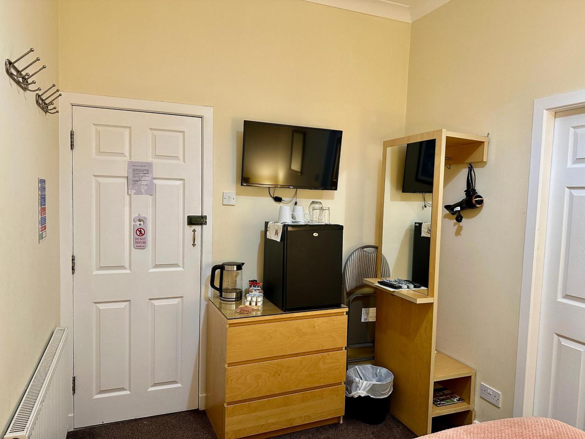 The Elbow Room Kirkcaldy Exteriör bild